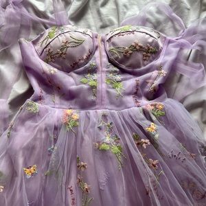 princess prom dress lilac embroidery